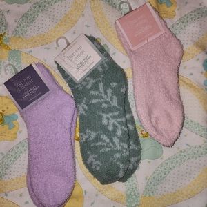 New 3 Pairs of Plush Spa Day Socks OSA